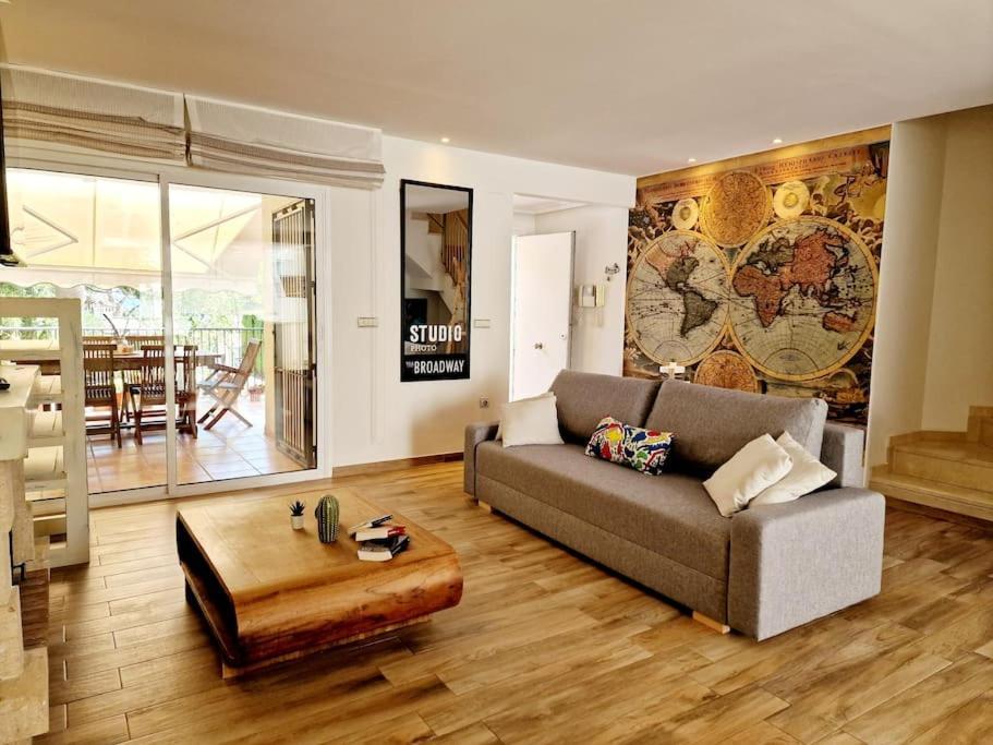 מארבלה Cervantes House מראה חיצוני תמונה